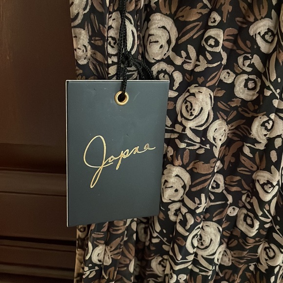 NWT brown and black pleated skirt L - Picture 3 of 4